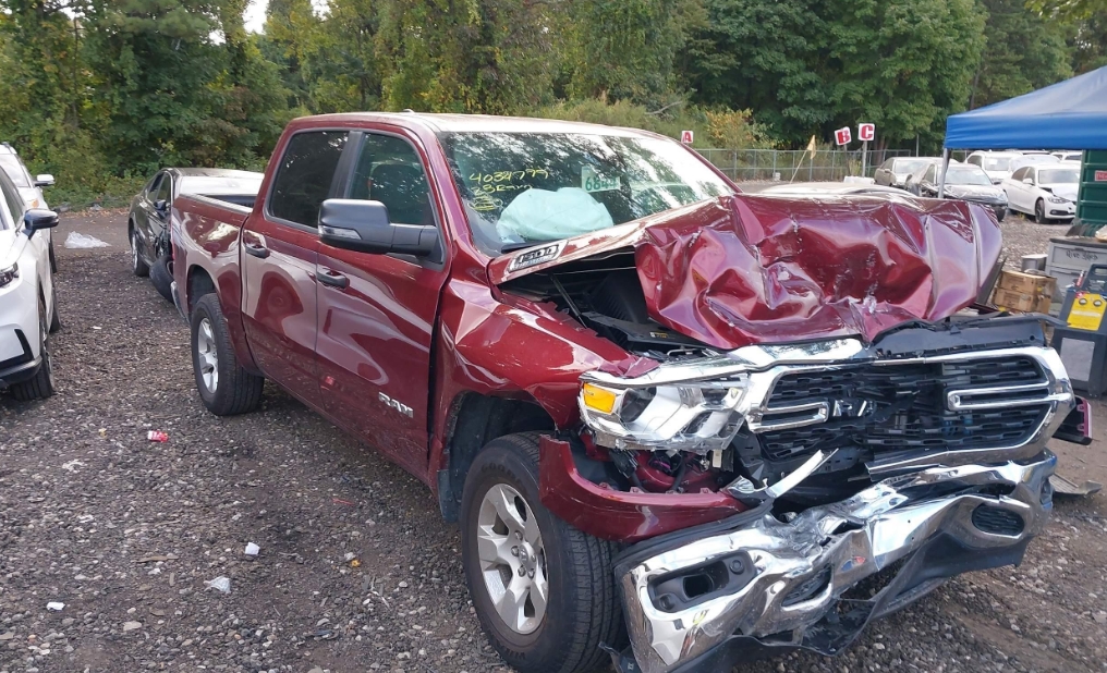 RAM 1500 incidentato